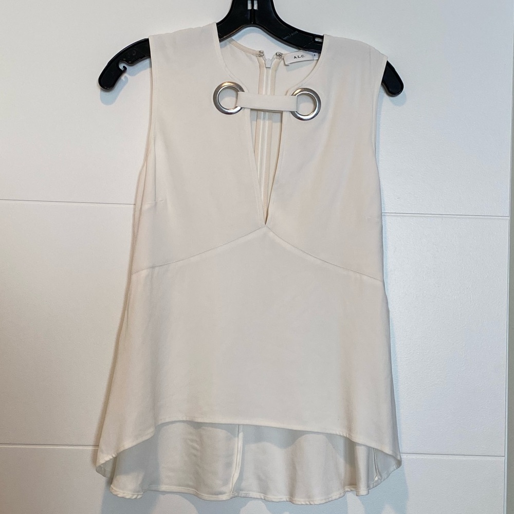 ALC white top